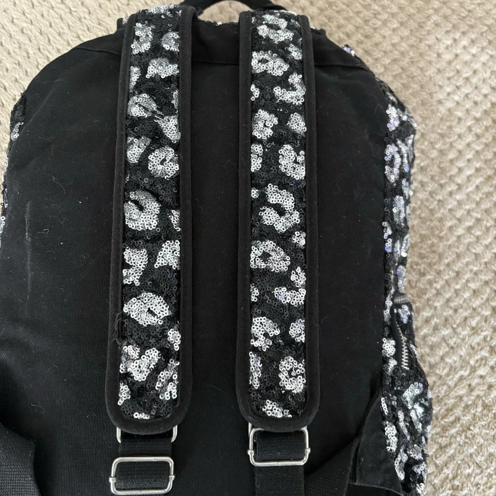 Victoria's Secret PINK BLACK LEOPARD CHEETAH FULL SEQUIN Bling Backpack Rare
